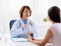 Vì sao khi tiêm thuốc tránh thai bị rong kinh?